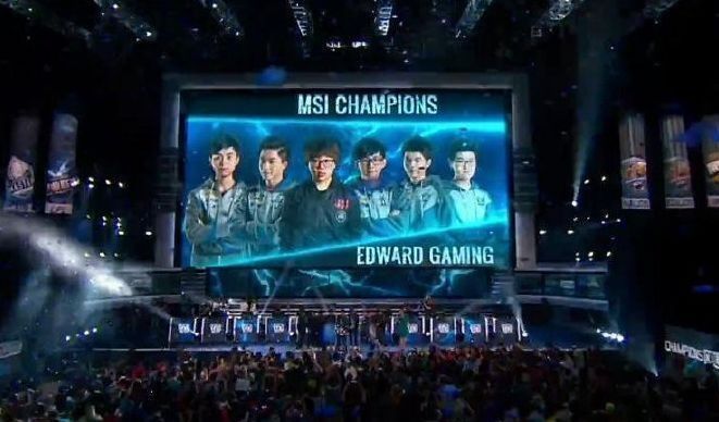 brawk成为NRG的第五名选手，而Mikes接任Valorant主教练